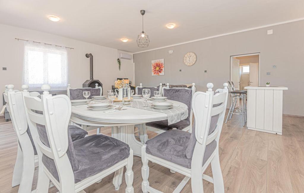 Iris Holiday Home Trbounje Екстер'єр фото