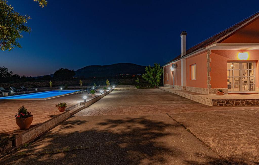 Iris Holiday Home Trbounje Екстер'єр фото